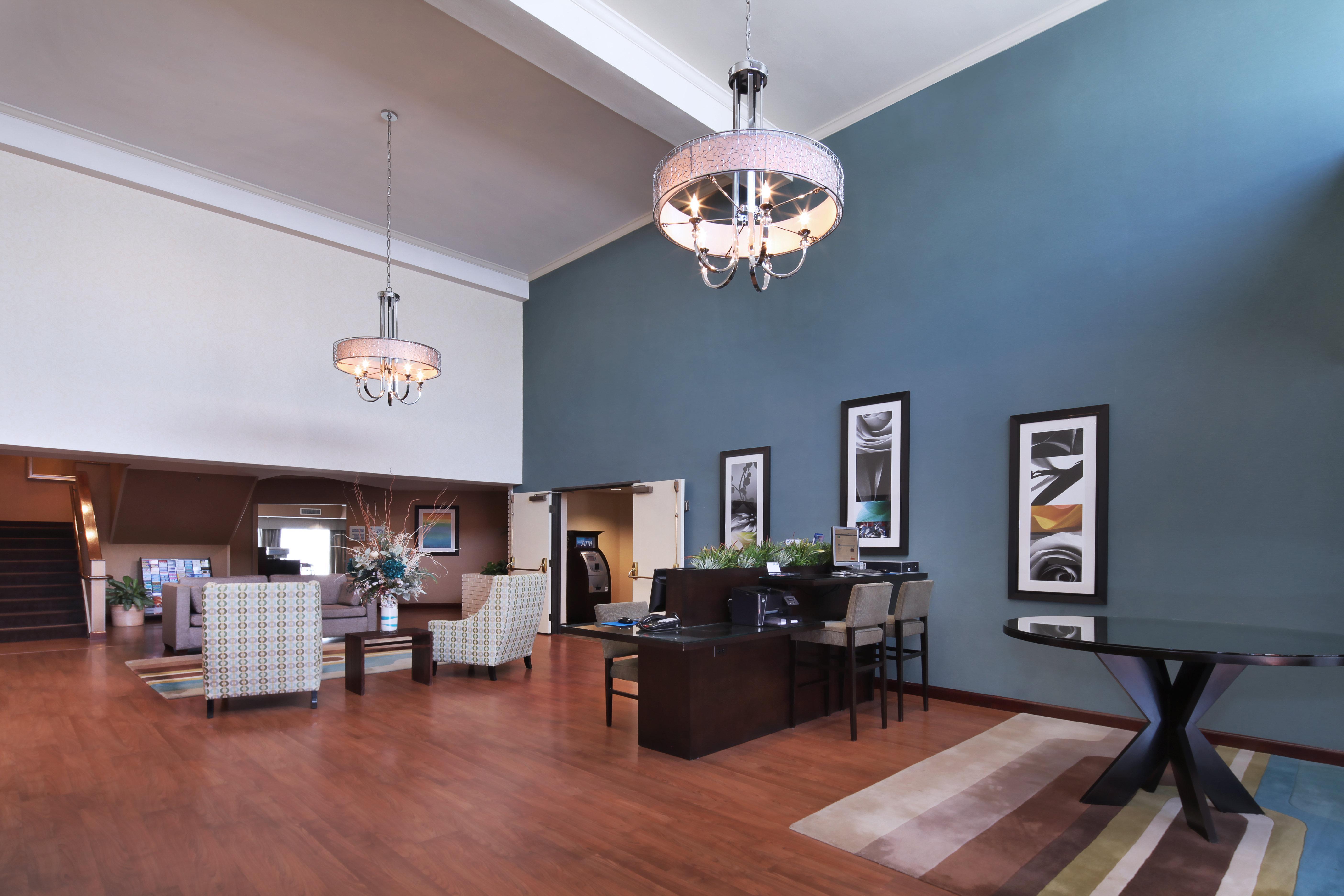 Holiday Inn Express Port Hueneme By Ihg Экстерьер фото