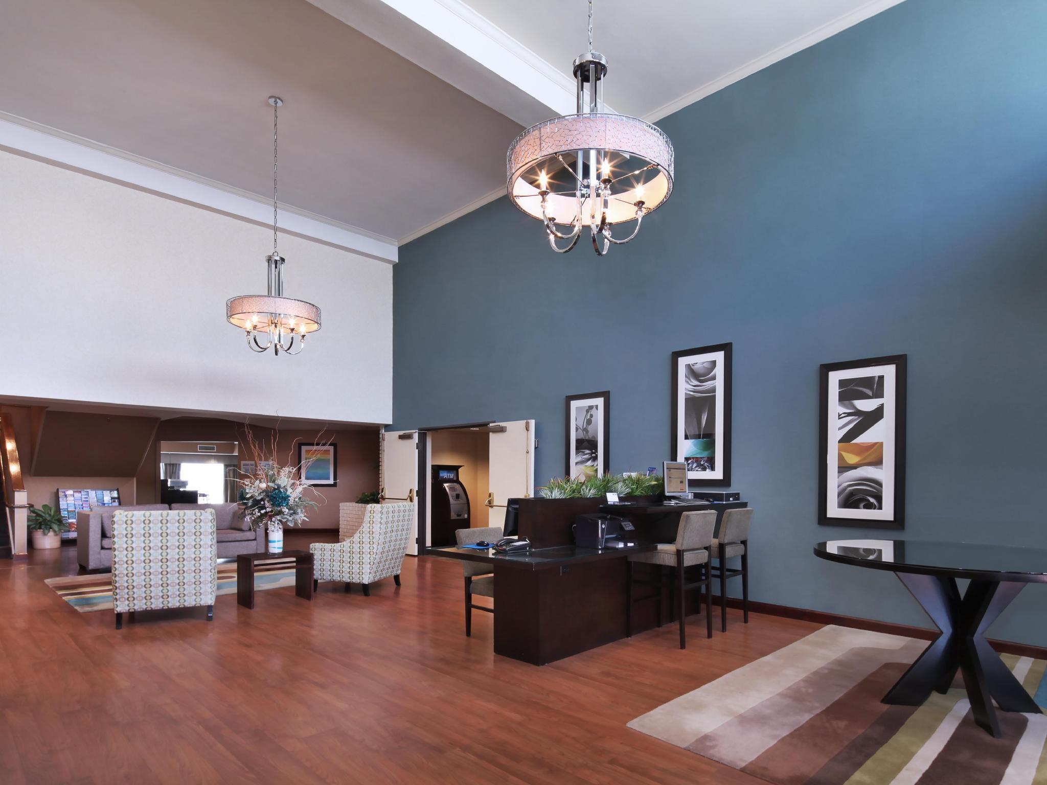 Holiday Inn Express Port Hueneme By Ihg Экстерьер фото