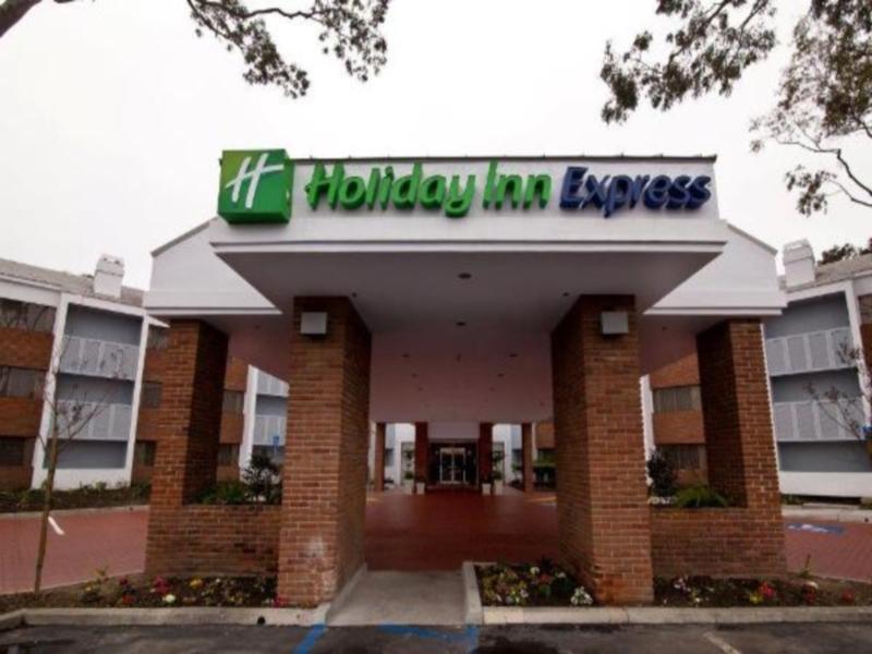 Holiday Inn Express Port Hueneme By Ihg Экстерьер фото