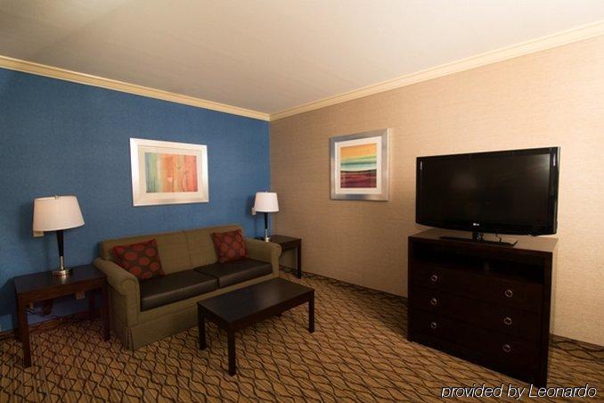 Holiday Inn Express Port Hueneme By Ihg Экстерьер фото